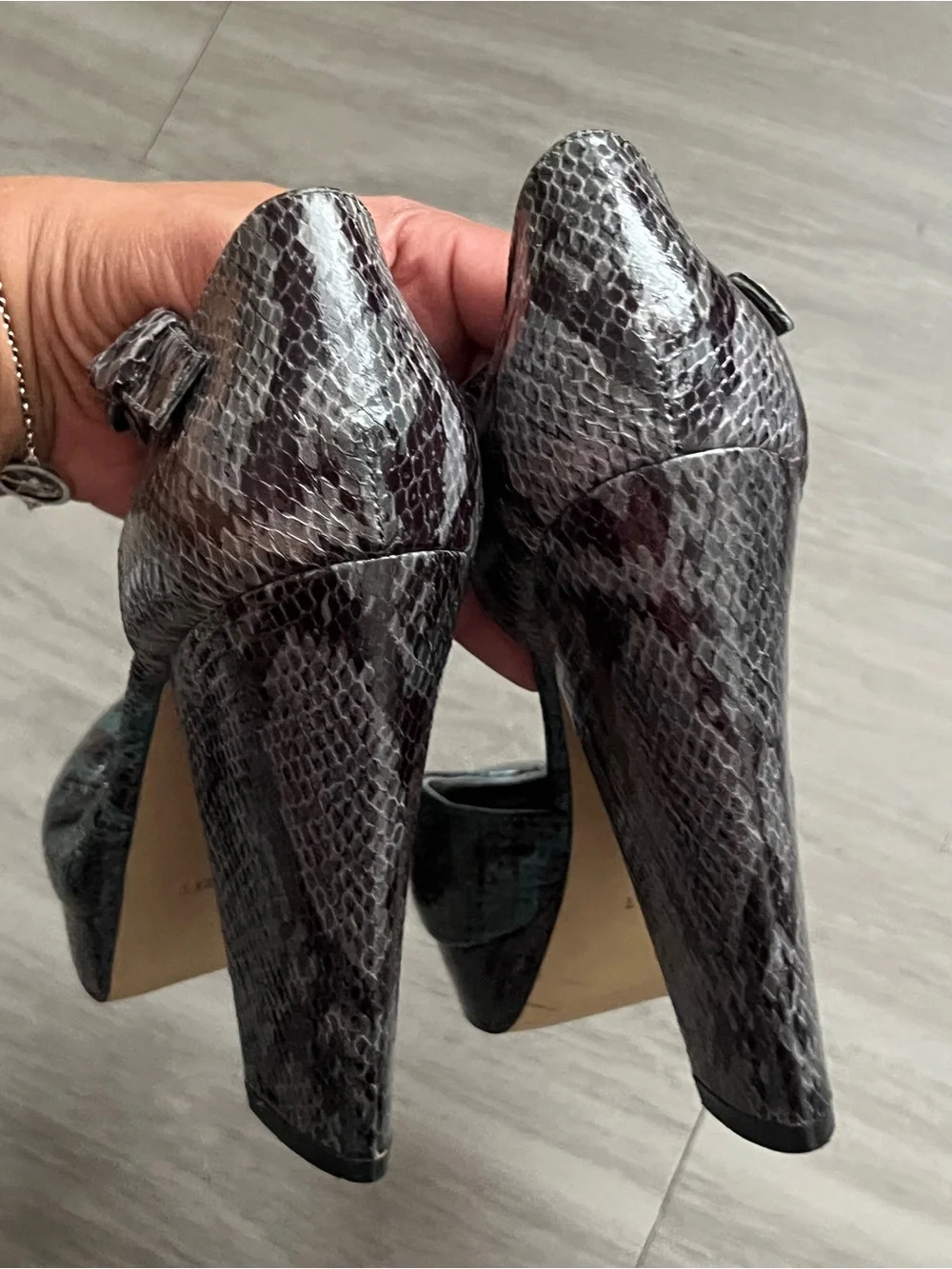 Nine West Teal Black Snake Print Platform Mary Jane Heels Women’s Size 7.5